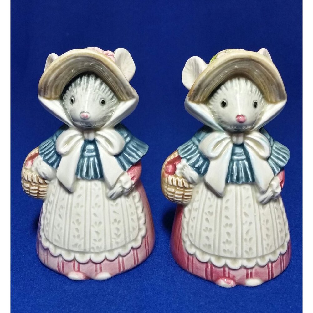 Otagiri Missy Mouse Salt and Pepper Shaker Set Hand Painted 1980's AS IS